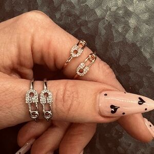 Safety Pin Ring -- Grunge Rings -- Minimalist Jewelry -- Stackable Rings